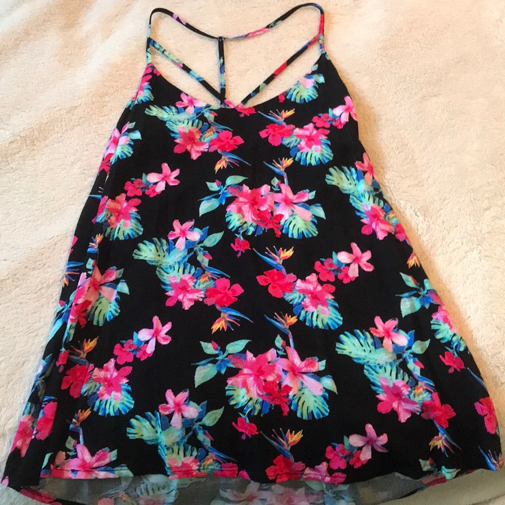 Stylish camisole/tank top